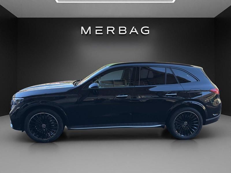 Neu Mercedes GLC400d 381 PS (280 kW) 2026 Schwarz SUV