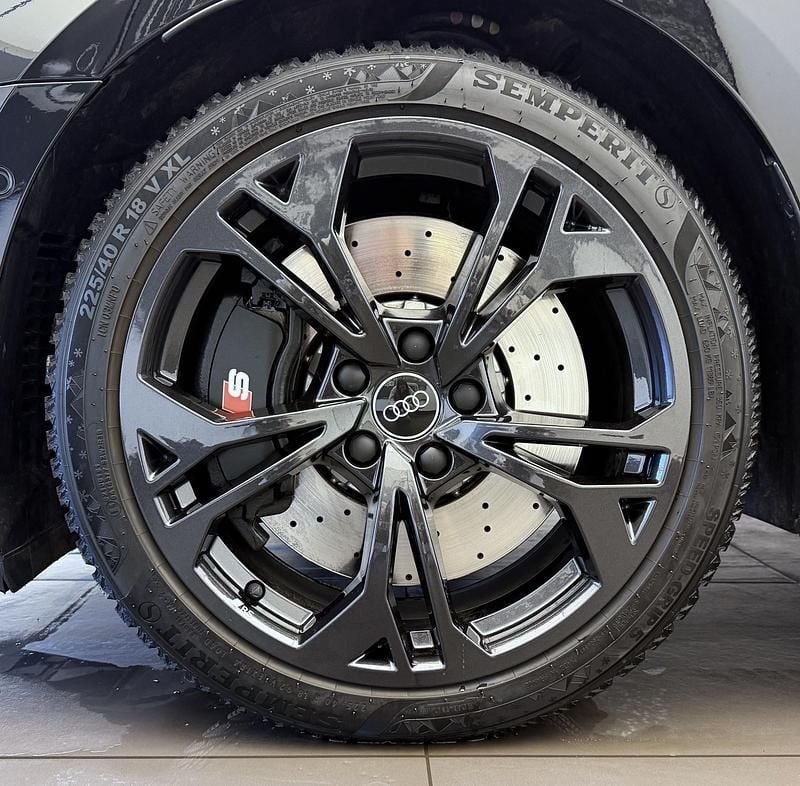 Gebraucht Audi S3 Ambiente 333 PS (244 kW) 2025 Schwarz Limousine