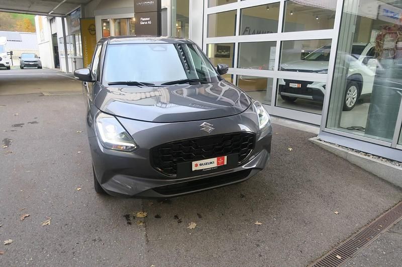 Grau Neu 2025 Suzuki Swift Limousine | CHF 26’680 - Bild 1/4
