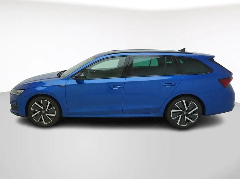 Neu Skoda Octavia SportLine 150 PS (110 kW) 2025 Blau