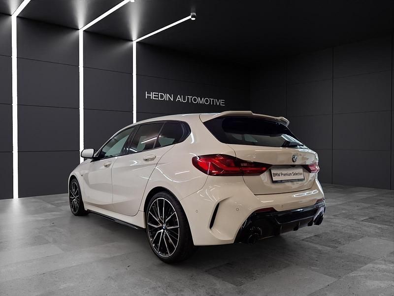 Gebraucht BMW M135 M Performance 306 PS (225 kW) 2021 Weiss Kleinwagen