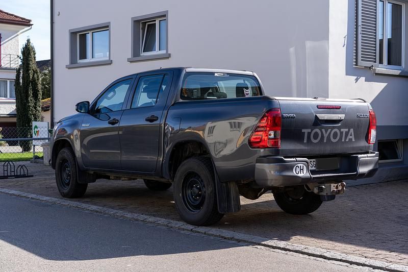 Gebraucht Toyota HiLux Sol 150 PS (110 kW) 2019 Abholung