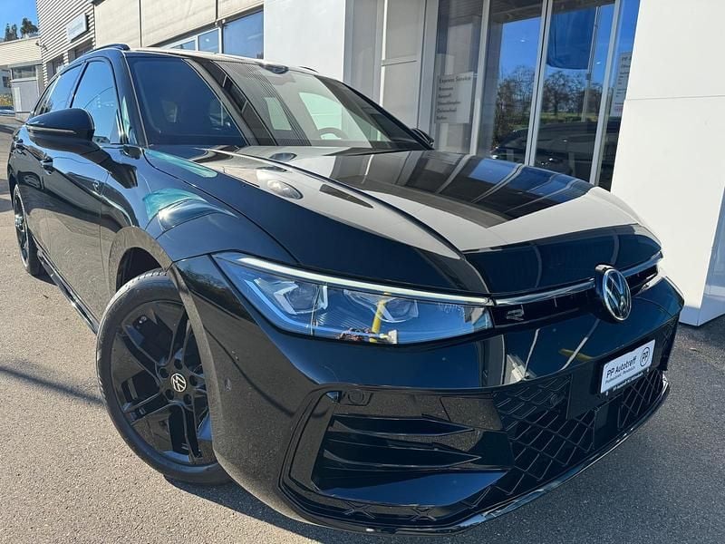Neu VW Passat R-line 193 PS (141 kW) 2025 Schwarz Kombi