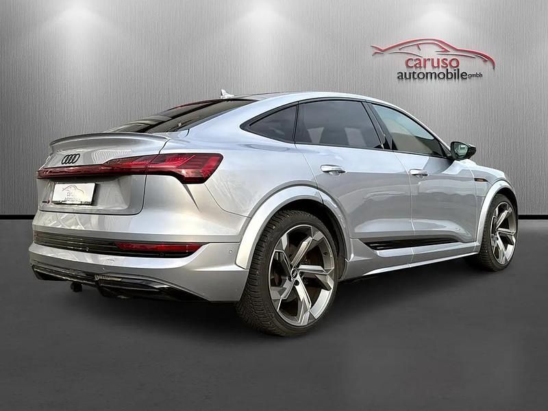 Gebraucht Audi e-tron 369 kW (503 PS) 2026 Gray SUV