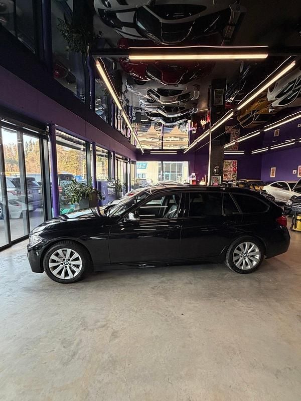 Gebraucht BMW 330 M Sport 258 PS (189 kW) 2017 Kombi