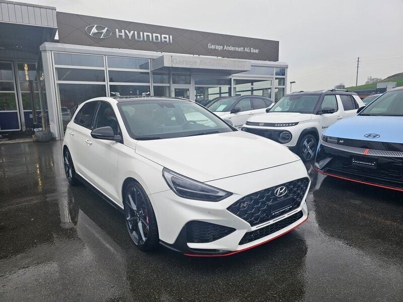 Rot Gebraucht 2022 Hyundai i30 Limousine | CHF 49’470 - Bild 1/4