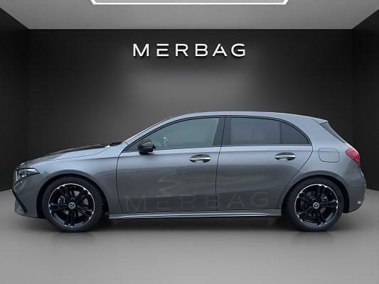 Gebraucht Mercedes A200 163 PS (119 kW) 2025 Grau Limousine