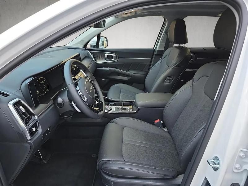 Neu Kia Sorento Style 193 PS (141 kW) 2025 Weiss SUV