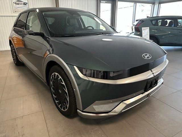 Gebraucht 2024 Hyundai Ioniq Kleinwagen | CHF 62’450 - Bild 1/4