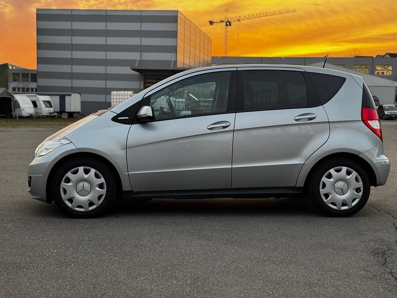 Gebraucht Mercedes A180 115 PS (84 kW) 2010