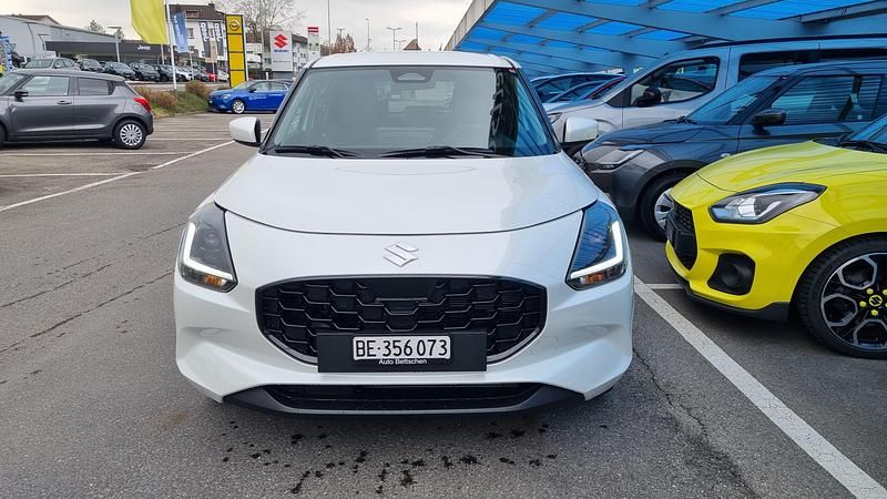 Gebraucht Suzuki Swift 82 PS (60 kW) 2025 Weiss Limousine