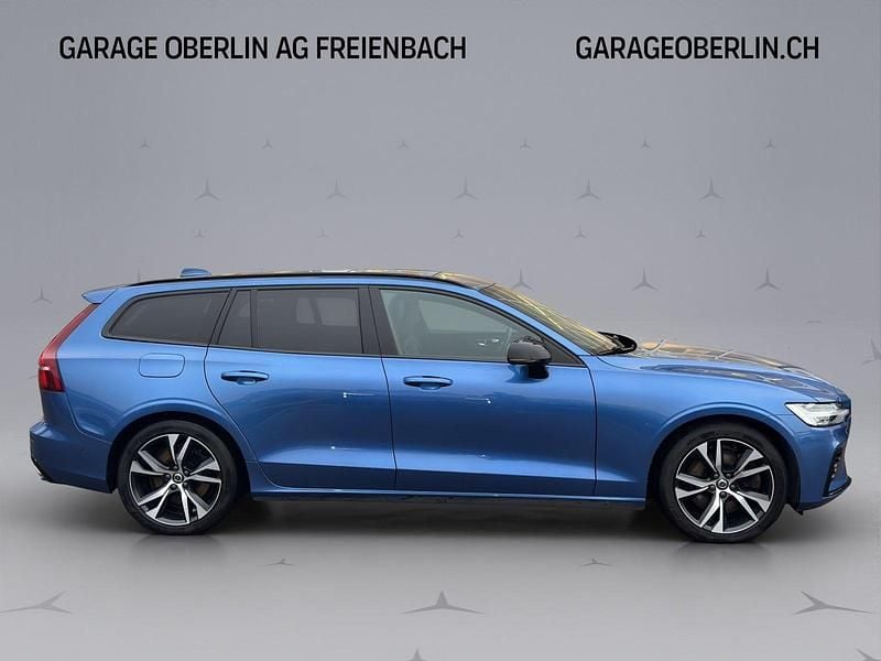 Gebraucht Volvo V60 R-Design 253 PS (186 kW) 2020 Kombi