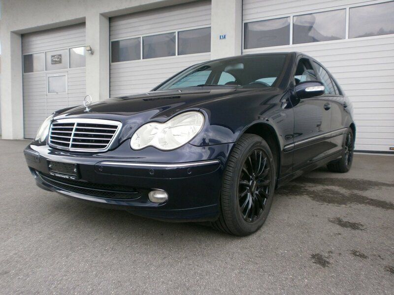 Gebraucht 2002 Mercedes C270 Avantgarde Limousine | CHF 5’900 - Bild 1/4