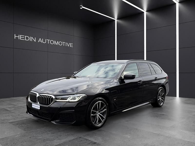 Schwarz Gebraucht 2021 BMW 530e Shadowline Kombi | CHF 31’900 - Bild 1/4