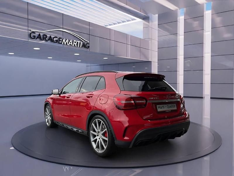 Gebraucht Mercedes GLA45 AMG AMG 381 PS (280 kW) 2018 Rot SUV