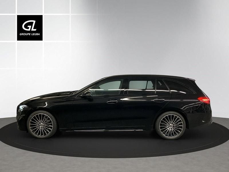 Gebraucht Mercedes C300e 259 PS (190 kW) 2025 Grau Kombi