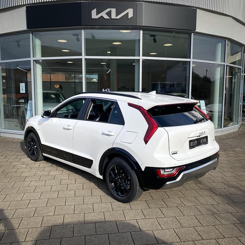 Gebraucht Kia Niro Style 171 PS (125 kW) 2025 Weiss SUV