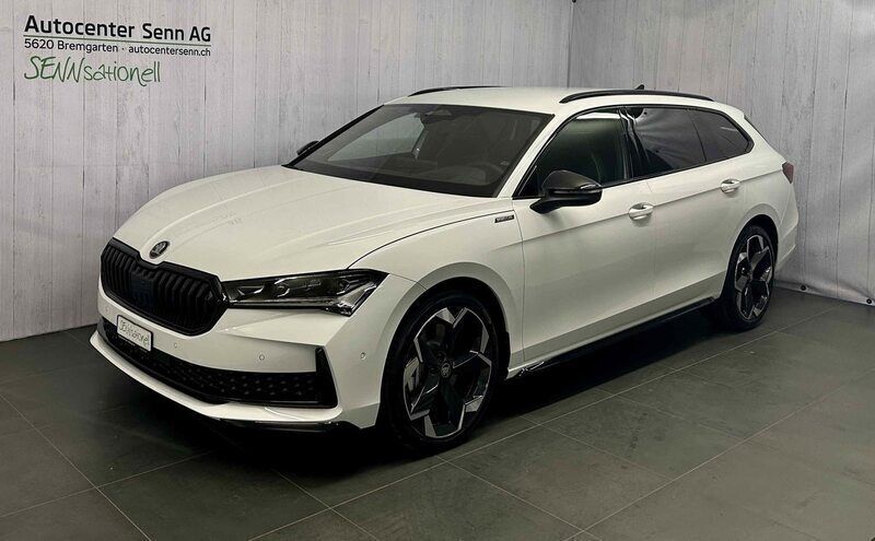 Gebraucht 2024 Skoda Superb SportLine Kombi | CHF 69’790 (Teuer) - Bild 1/4