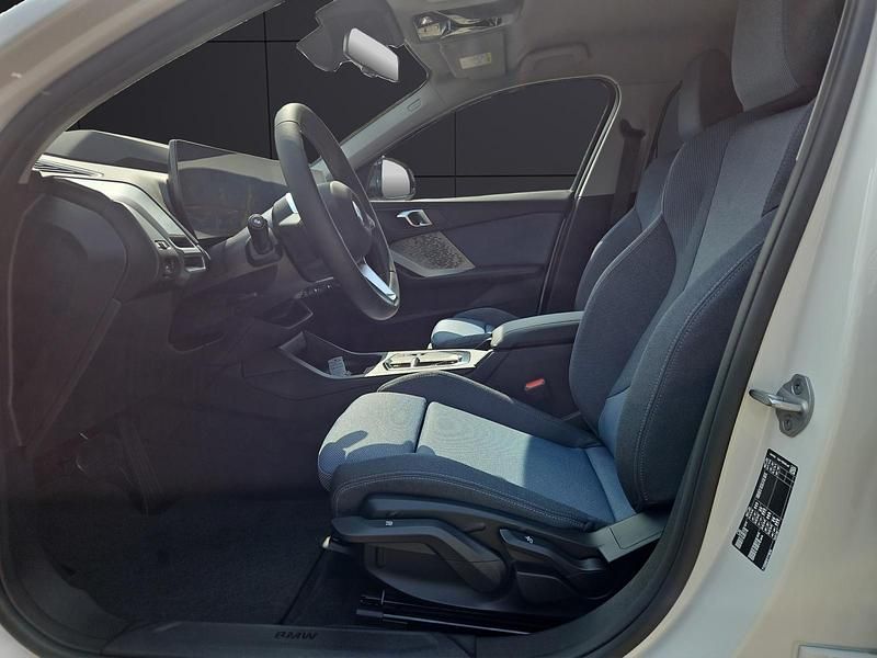 Neu BMW 116 Performance 122 PS (89 kW) 2025 Weiss Kleinwagen