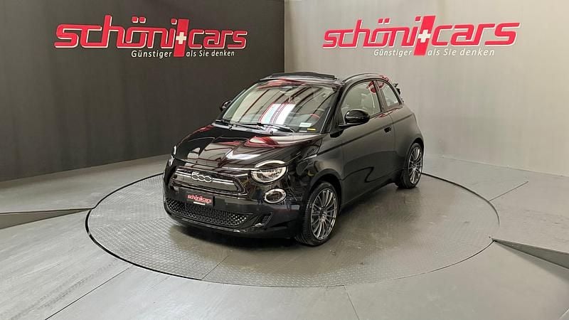 Neu Fiat 500e Red 87 kW (119 PS) 2025