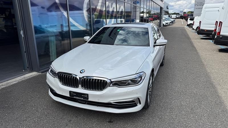 Gebraucht BMW 530e Comfort Edition 252 PS (185 kW) 2019 Weiss Limousine