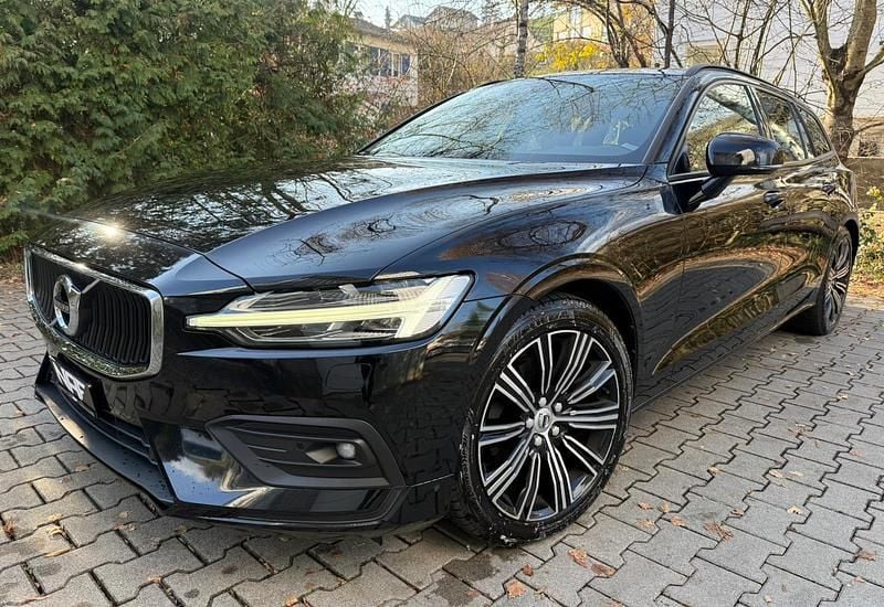 Gebraucht 2018 Volvo V60 Momentum Kombi | CHF 19’500 - Bild 1/4