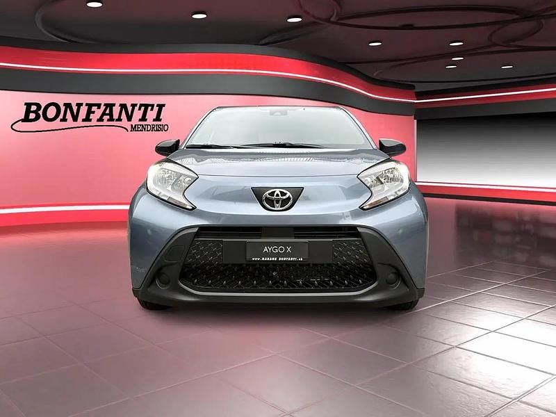 Neu Toyota Aygo X Comfort 72 PS (52 kW) 2025 Gray SUV
