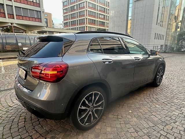 Gebraucht Mercedes GLA200 Night 156 PS (114 kW) 2019 SUV