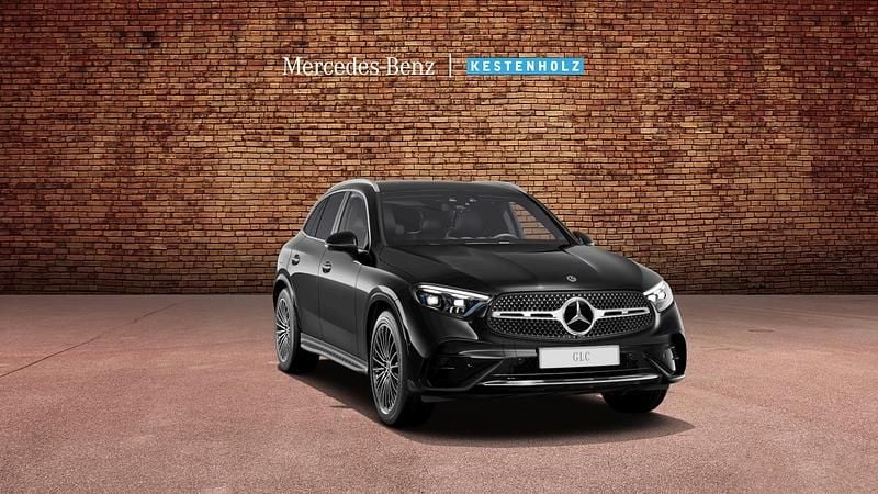 Gebraucht Mercedes GLC300e 269 PS (197 kW) 2025 Schwarz SUV