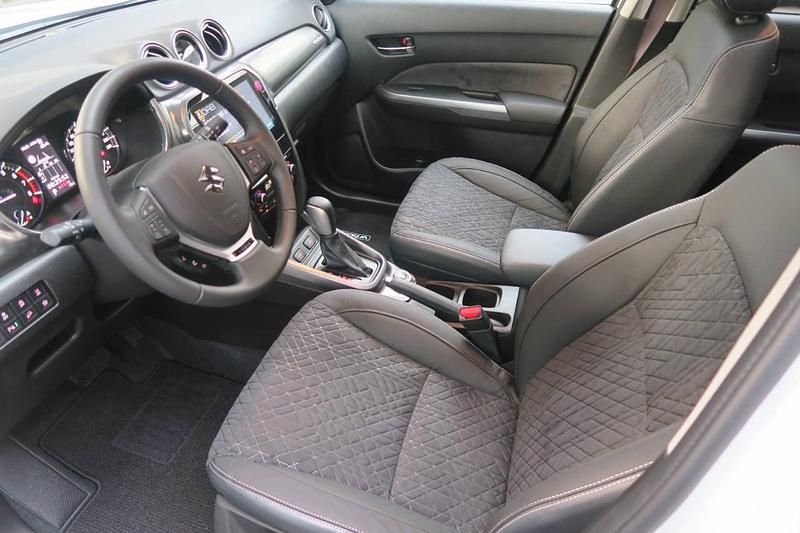 Neu Suzuki Vitara 110 PS (80 kW) 2026 SUV