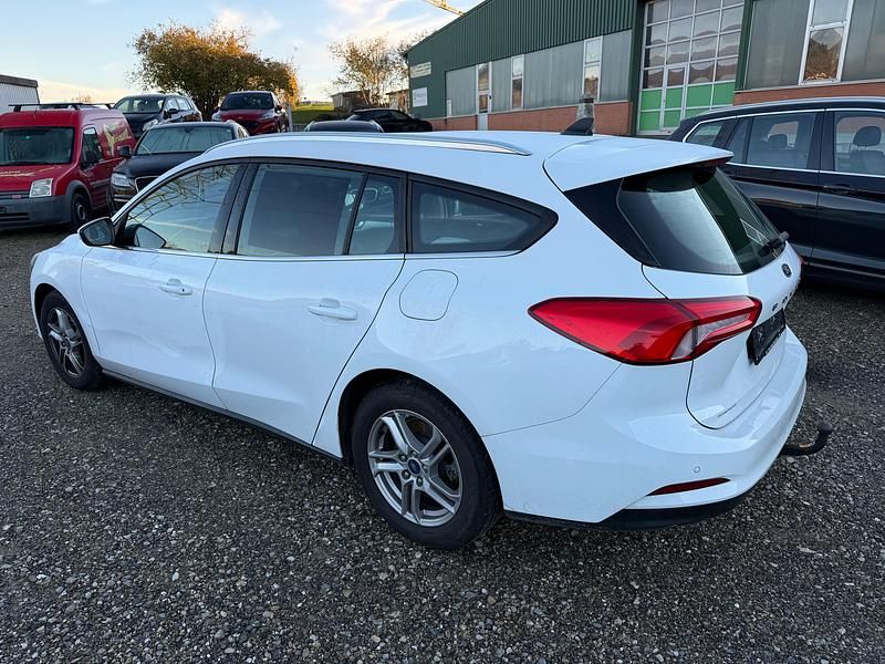 Gebraucht Ford Focus Cool & Connect 125 PS (91 kW) 2020