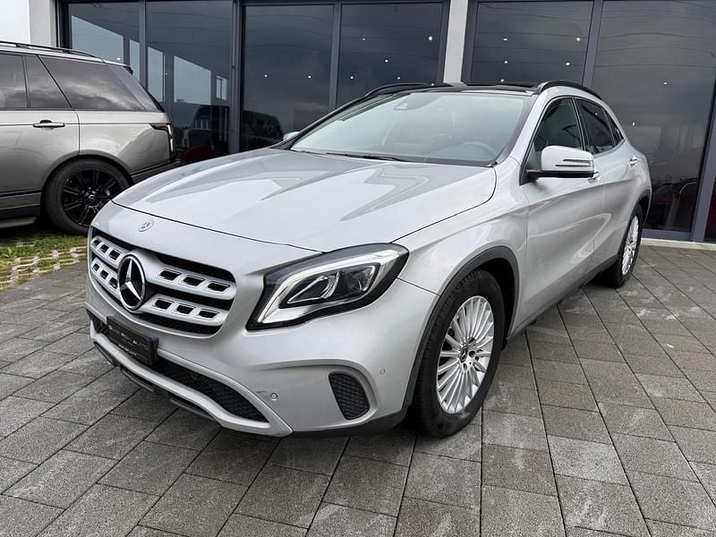 Gebraucht Mercedes GLA200 136 PS (100 kW) 2017 Grau SUV
