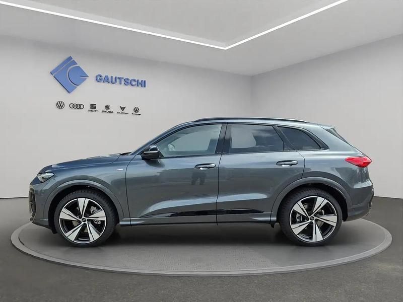 Neu Audi Q5 204 PS (150 kW) 2025 Gray SUV