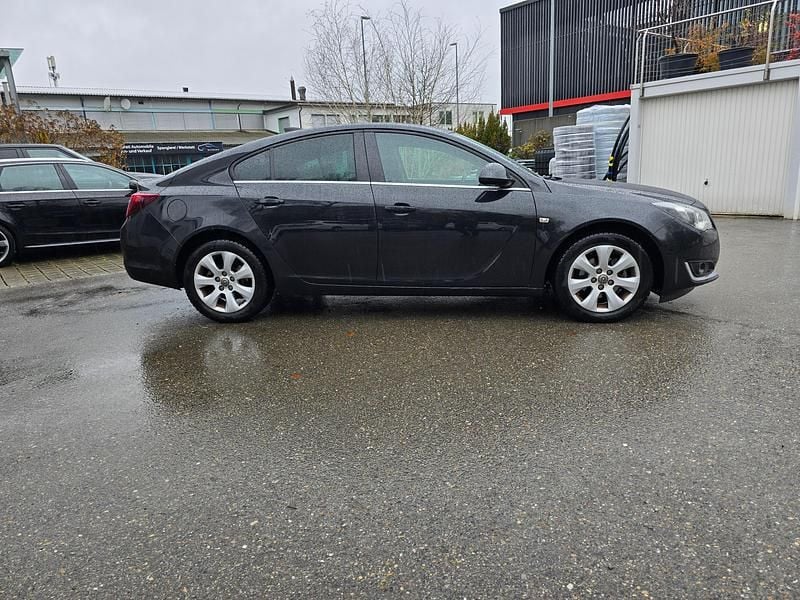 Gebraucht Opel Insignia Edition 136 PS (100 kW) 2016
