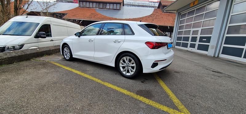 Gebraucht Audi A3 Sportback e-tron Attraction 150 PS (110 kW) 2020 Kleinwagen