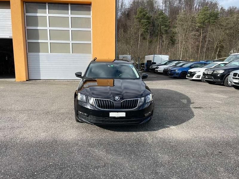 Gebraucht Skoda Octavia Clever 115 PS (84 kW) 2018 Kombi