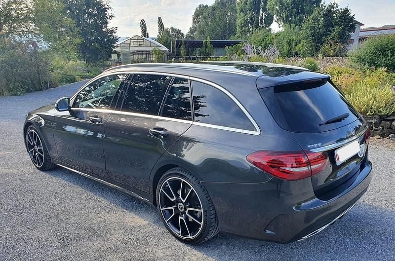Gebraucht Mercedes C300e AMG line 258 PS (189 kW) 2019