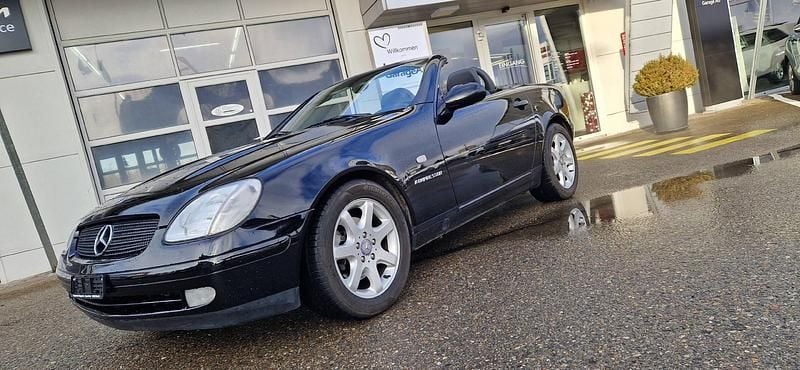 Gebraucht Mercedes SLK230 193 PS (141 kW) 1997 Schwarz Cabrio