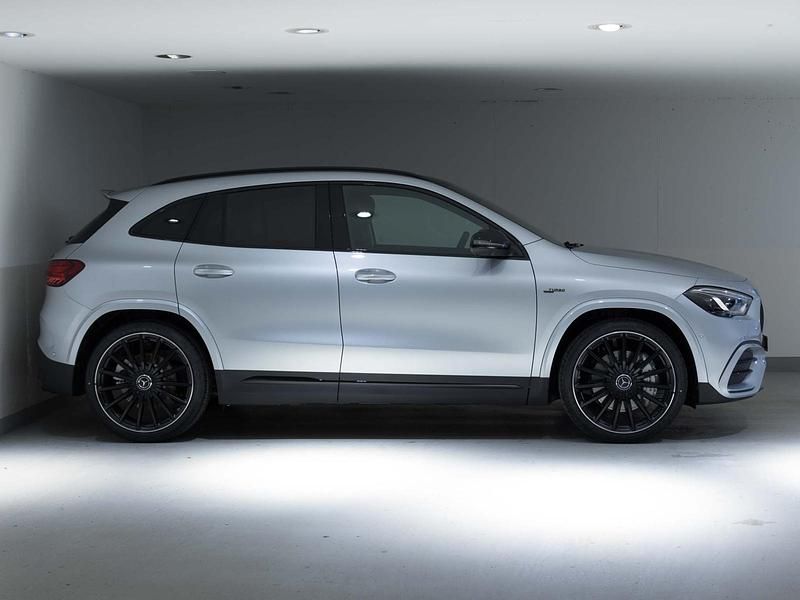 Gebraucht Mercedes GLA35 AMG AMG 315 PS (231 kW) 2025 SUV