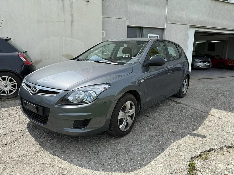 Gebraucht Hyundai i30 Comfort 110 PS (80 kW) 2010