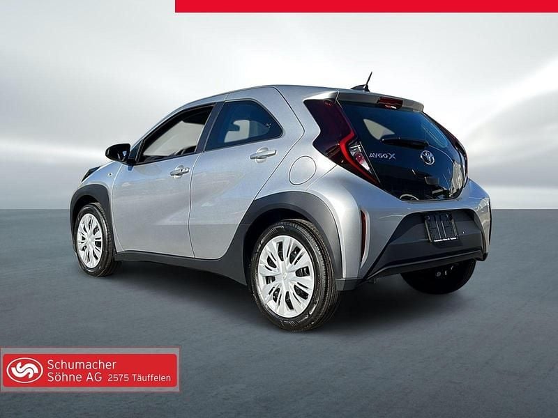 Gebraucht Toyota Aygo X Comfort 72 PS (52 kW) 2023 Grau SUV