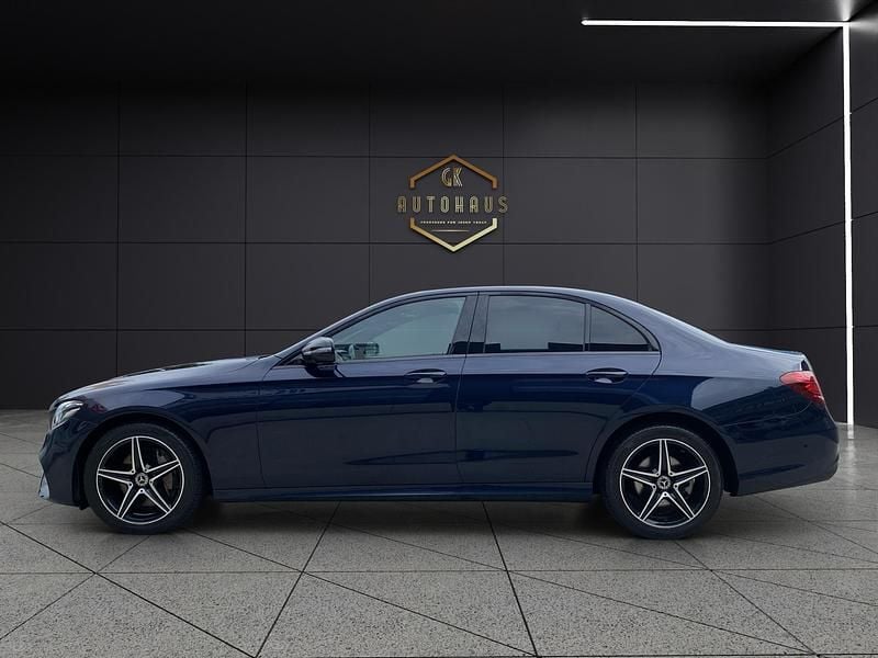 Gebraucht Mercedes E220 AMG line 194 PS (142 kW) 2020 Limousine