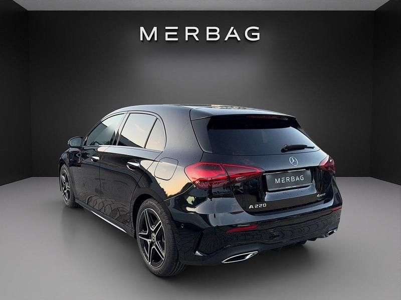 Gebraucht Mercedes A220 190 PS (139 kW) 2024 Schwarz Limousine