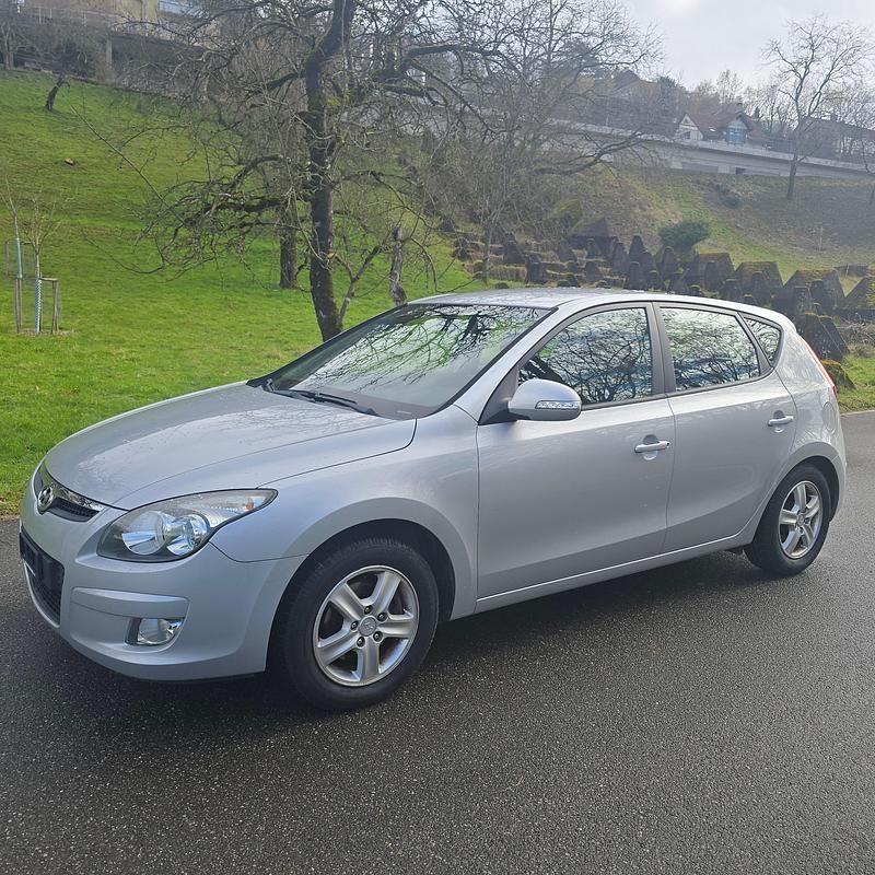 Gebraucht Hyundai i30 Style 126 PS (92 kW) 2009
