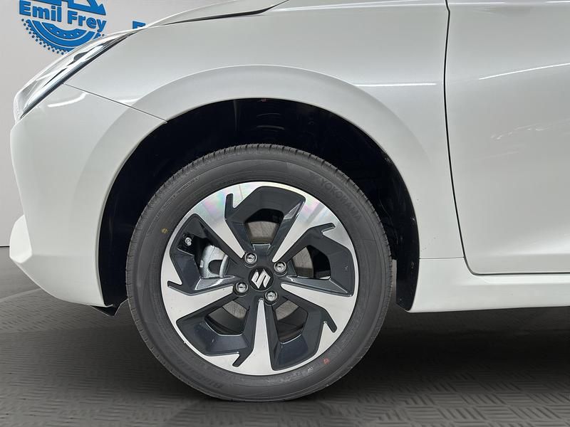 Neu Suzuki Swift 82 PS (60 kW) 2025 Weiss Limousine