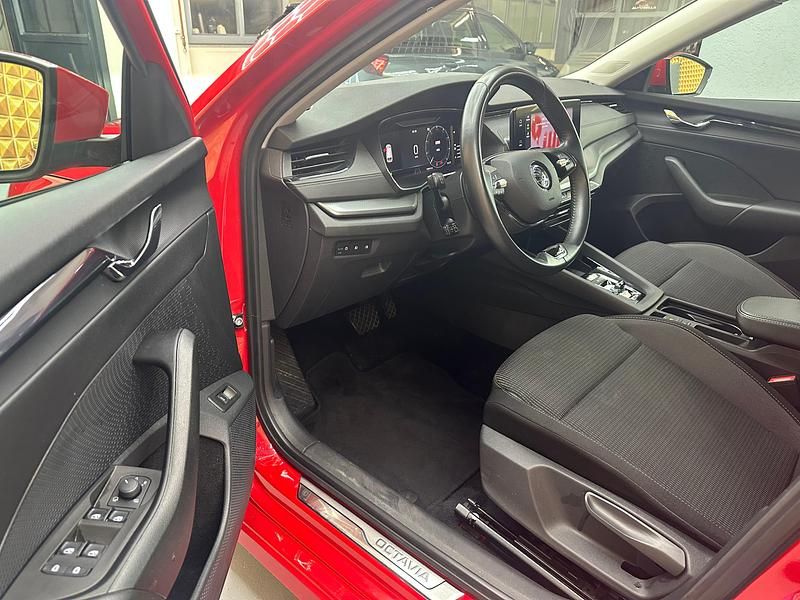 Gebraucht Skoda Octavia SportLine 150 PS (110 kW) 2021 Kombi