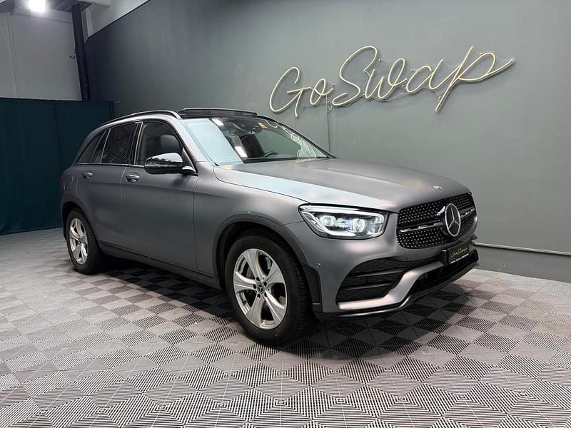 Gebraucht Mercedes GLC300 AMG line 245 PS (180 kW) 2020
