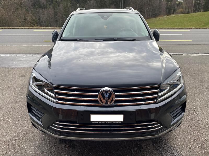Gebraucht VW Touareg 262 PS (192 kW) 2015 SUV