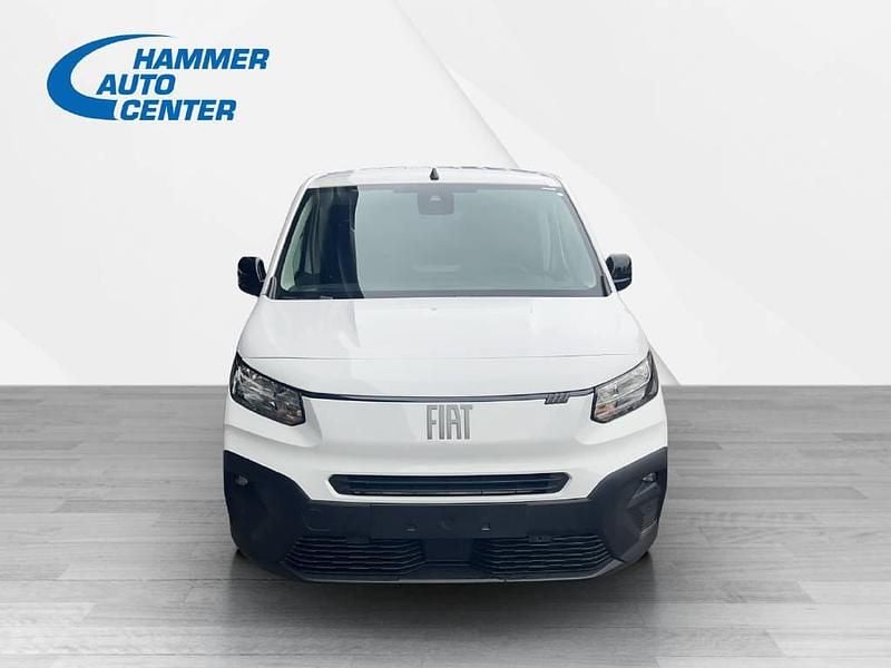 Neu Fiat e-Doblò Easy 100 kW (136 PS) 2025 Van / Kleinbus