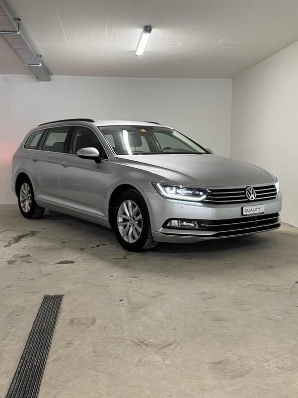 Gebraucht VW Passat Trendline 150 PS (110 kW) 2019 Kombi